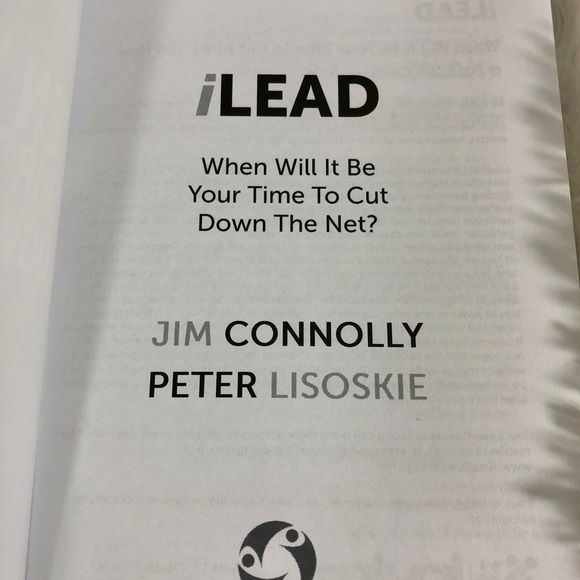 Leadership Paperback Book Set of 2 - Picture 7 of 14